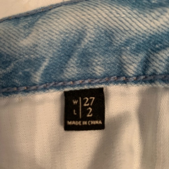 Abercrombie & Fitch Denim High Rise Short - Picture 4 of 4